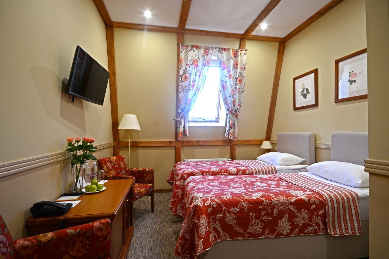 Premier Hotel Pochaiv Room photo